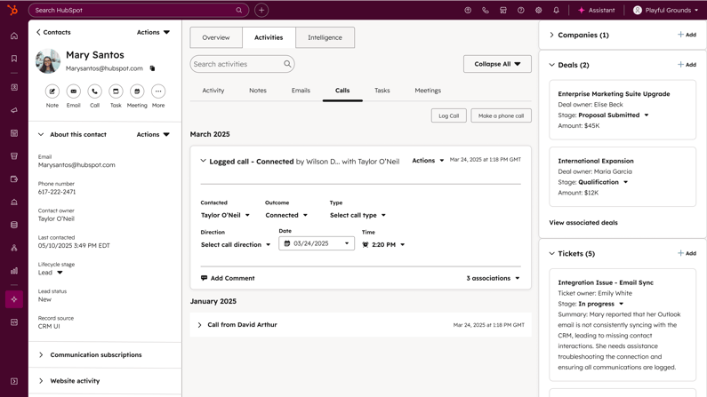 Scheda contatto in HubSpot con attività, chiamate registrate, deal associati e ticket di assistenza, esempio della gestione clienti centralizzata in un CRM per PMI.