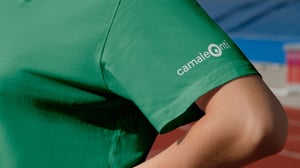 Maglietta con logo Camaleonti